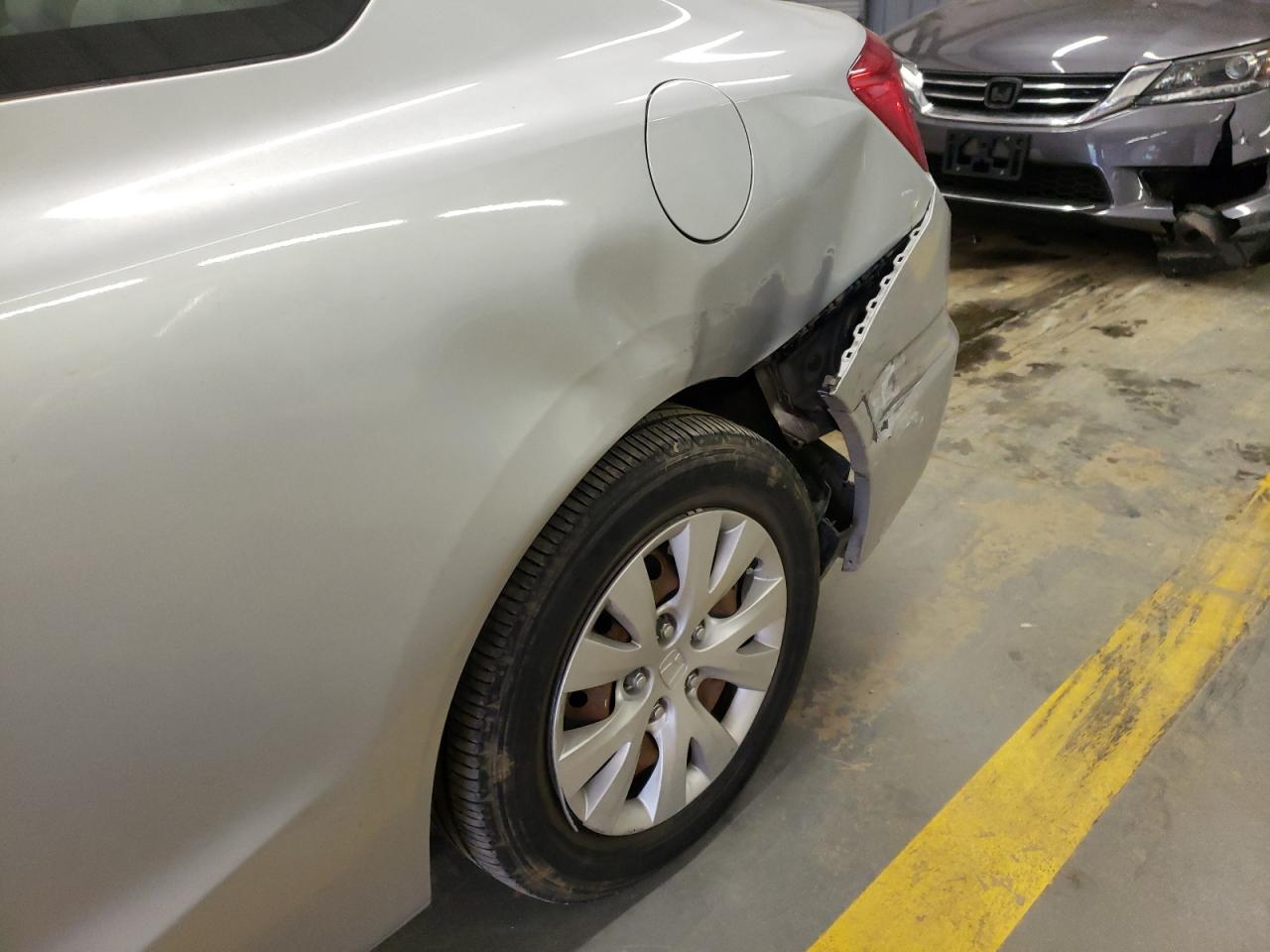 Photo 9 from auction – 2012 HONDA CIVIC LX with VIN 2HGFG3B53CH502342