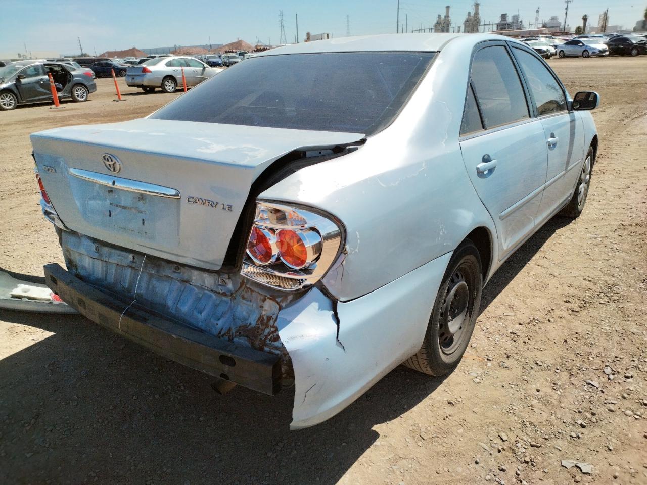 Photo 4 from auction – 2005 TOYOTA CAMRY LE with VIN 4T1BE32K05U583398