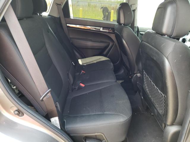 Photo 6 from auction – 2014 KIA SORENTO LX with VIN 5XYKT3A62EG505849