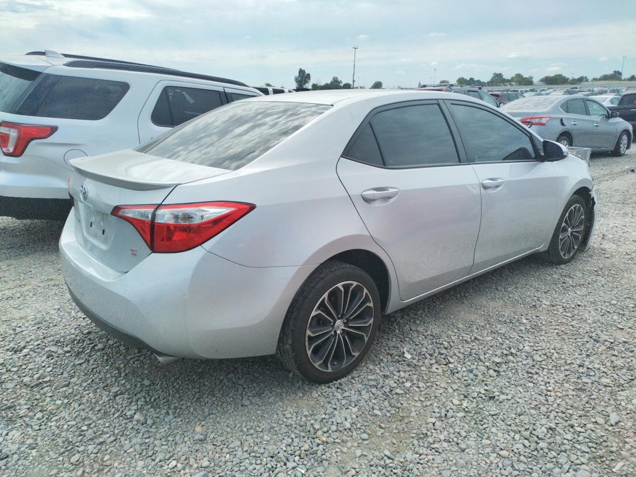 Photo 4 from auction – 2016 TOYOTA COROLLA L with VIN 5YFBURHE9GP536298