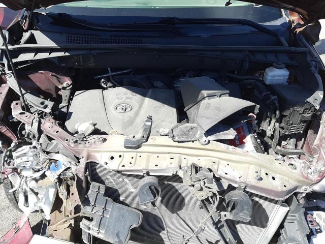 Фото 7 с аукциона – 2018 TOYOTA HIGHLANDER с VIN 5TDBZRFH5JS808309