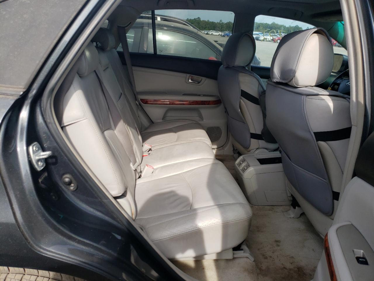 Photo 6 from auction – 2007 LEXUS RX 350 with VIN 2T2GK31U07C019655