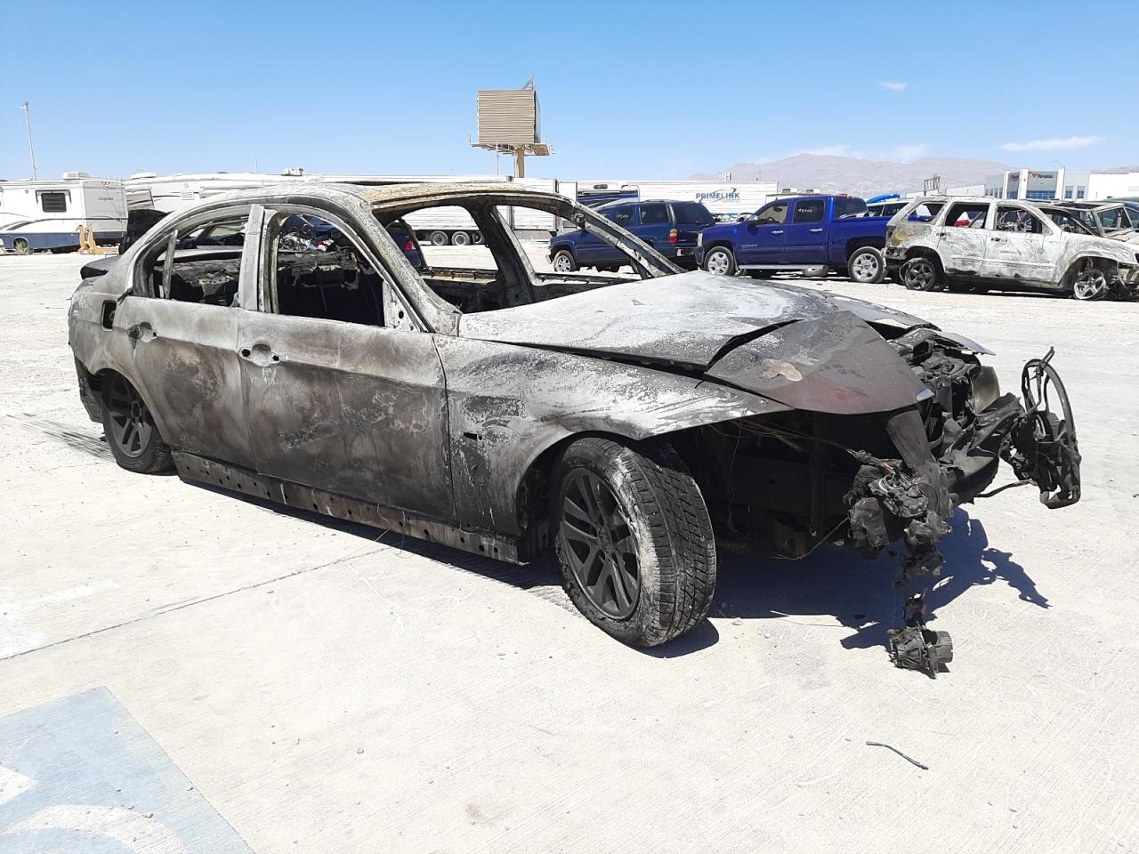 BMW 325 I 2006 with VIN WBAVB13586PT22198 - Photo from auction