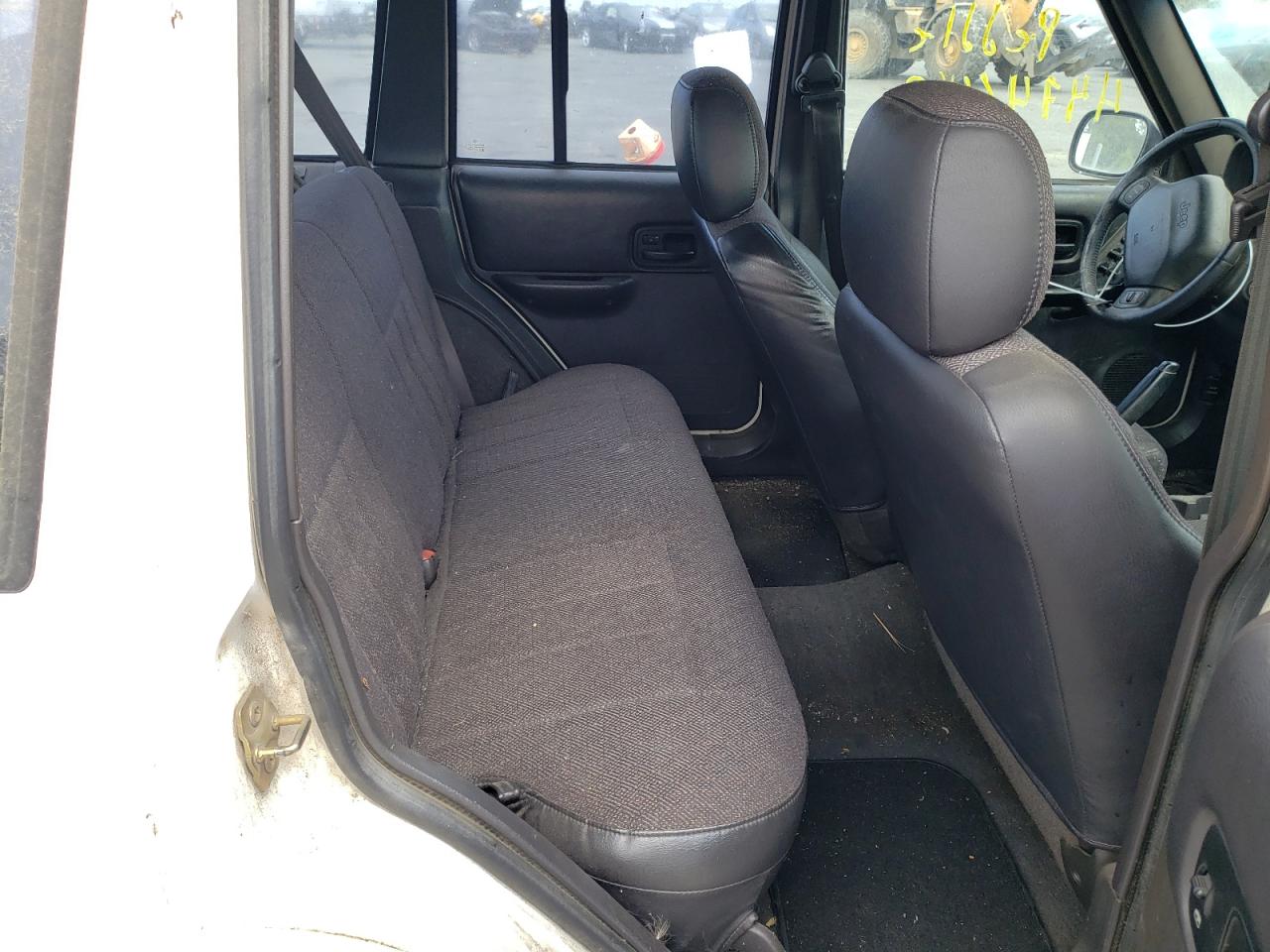 Photo 6 from auction – 2001 JEEP CHEROKEE C with VIN 1J4FF58S51L510883