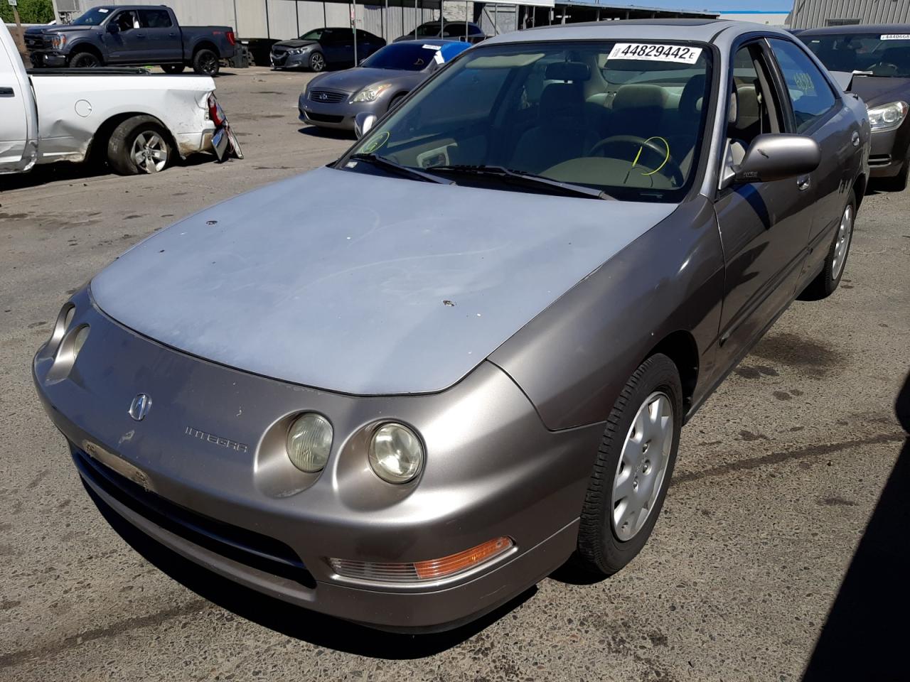 Photo 2 from auction – 1995 ACURA INTEGRA LS with VIN JH4DB765XSS016803