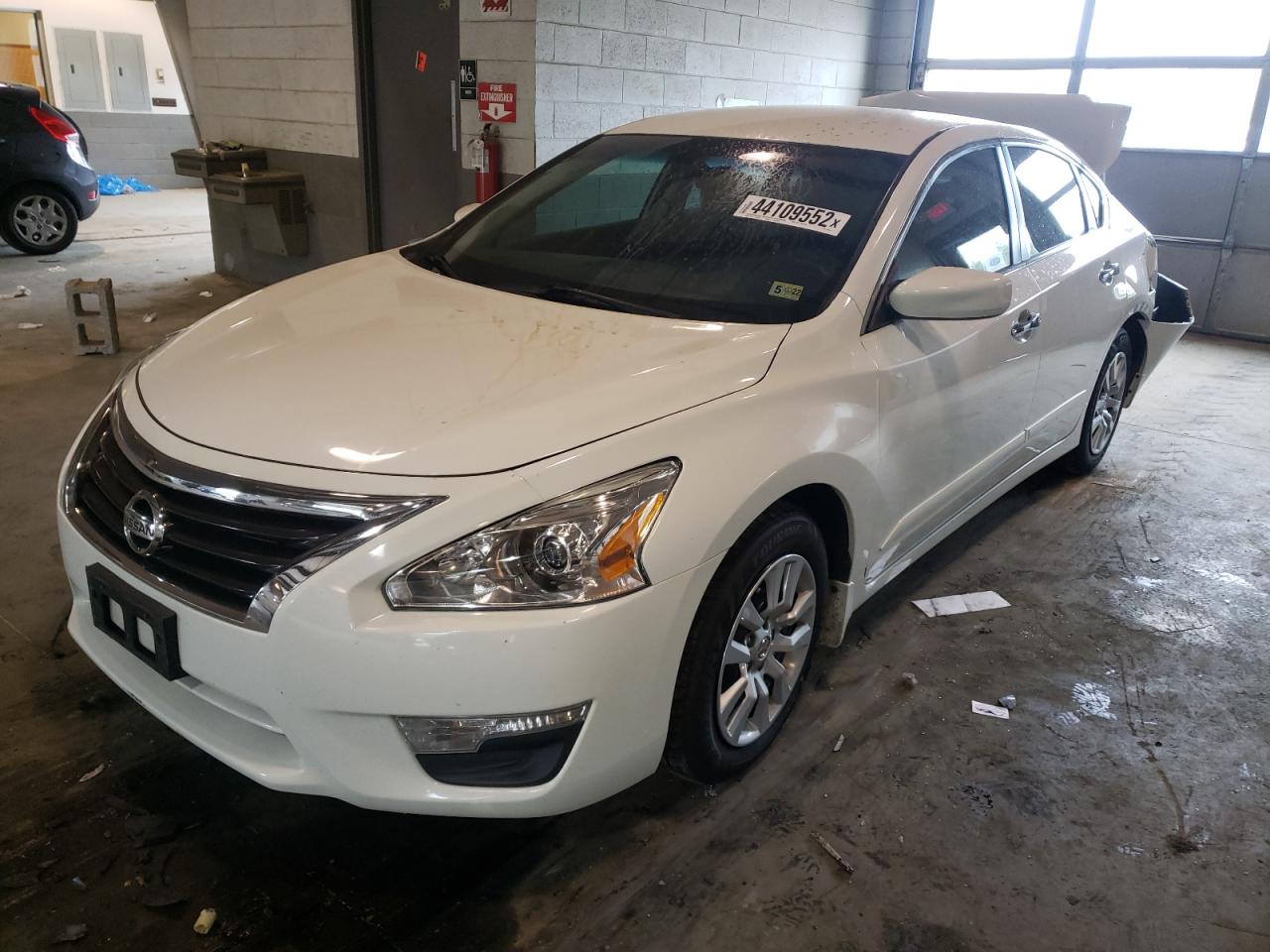 Photo 2 from auction – 2015 NISSAN ALTIMA 2.5 with VIN 1N4AL3AP8FC443003