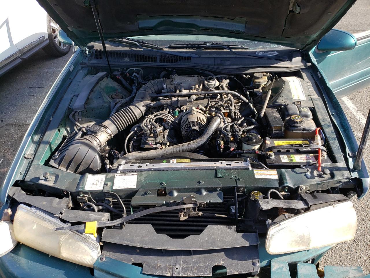 Photo 7 from auction – 1997 FORD THUNDERBIR with VIN 1FALP62W5VH172231