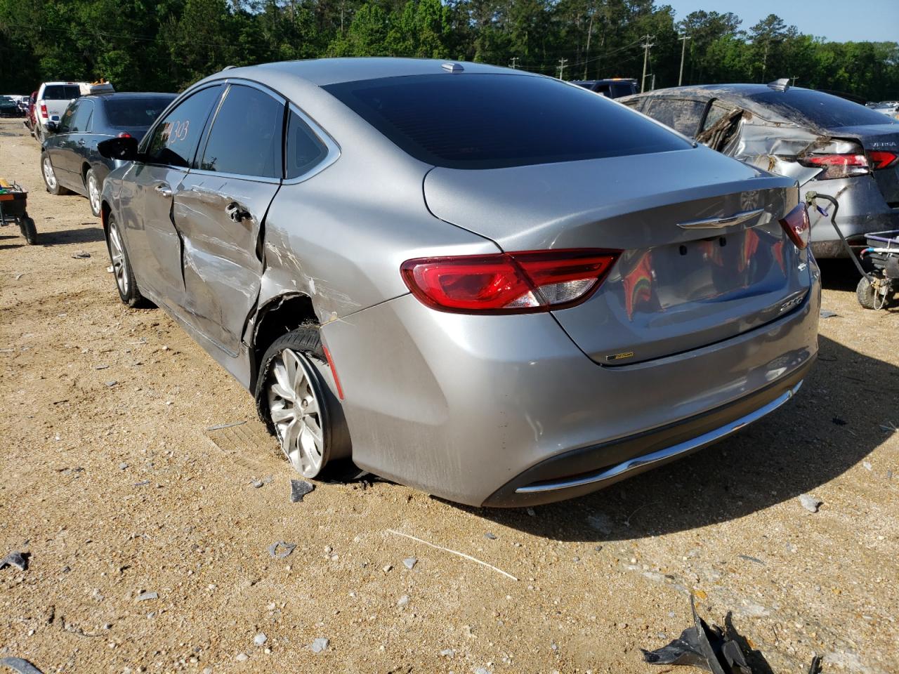 Photo 3 from auction – 2015 CHRYSLER 200 C with VIN 1C3CCCCB9FN571540
