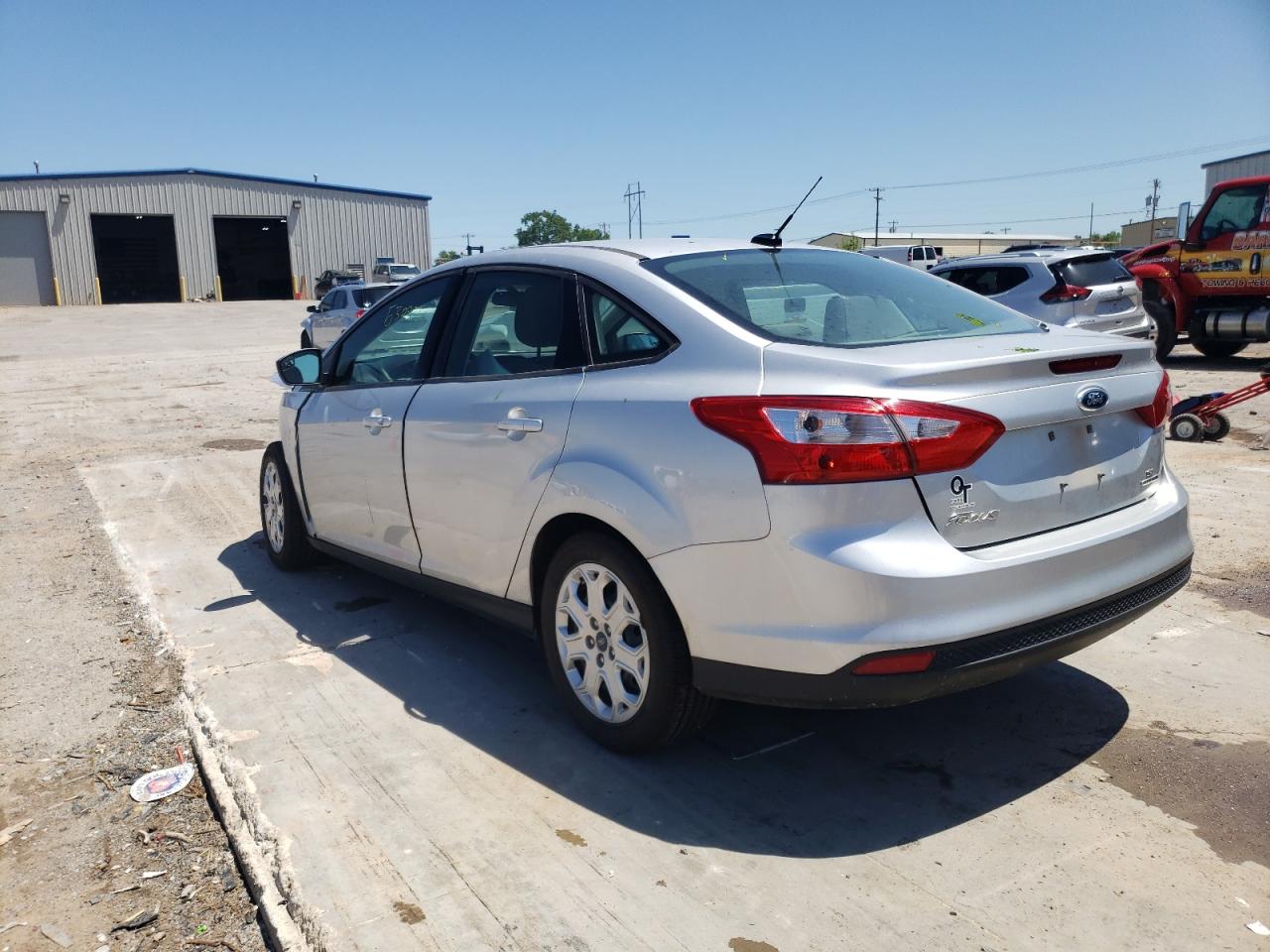 Photo 3 from auction – 2012 FORD FOCUS SE with VIN 1FAHP3F29CL466544