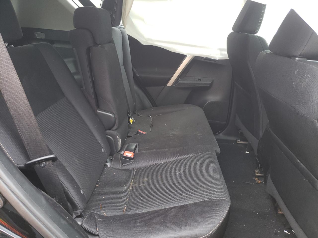 Photo 6 from auction – 2014 TOYOTA RAV4 XLE with VIN 2T3RFREV0EW229280