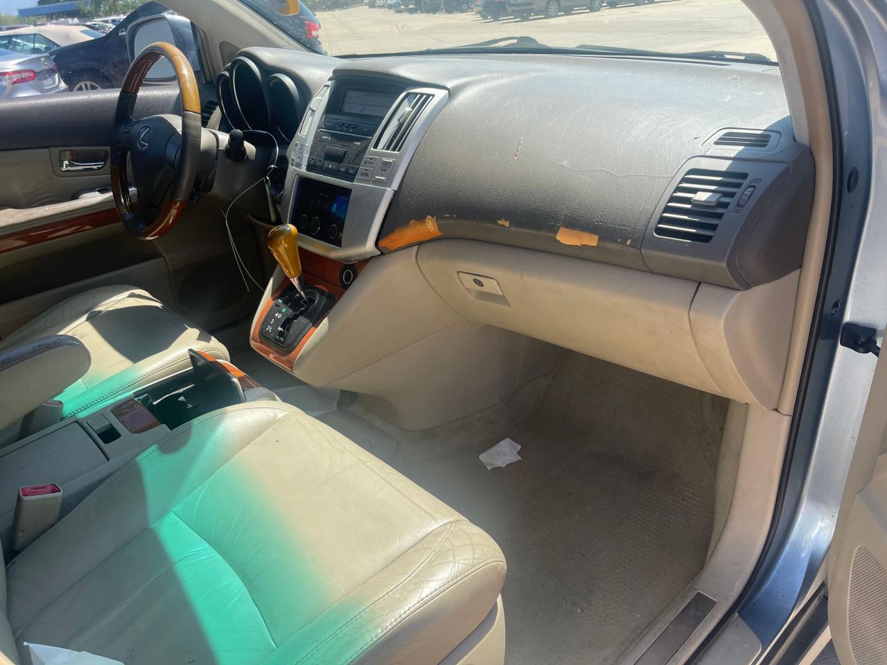 Photo 5 from auction – 2004 LEXUS RX 330 with VIN JTJGA31U340010880