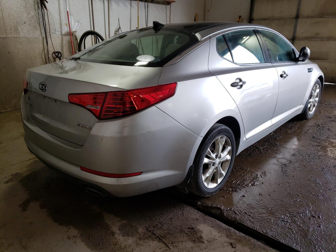 Photo 4 from auction – 2012 KIA OPTIMA EX with VIN 5XXGN4A70CG036664