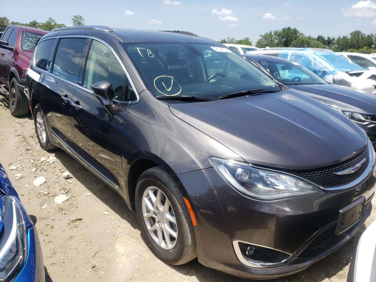 CHRYSLER PACIFICA T 2020 with VIN 2C4RC1BG1LR204900 - Photo from auction
