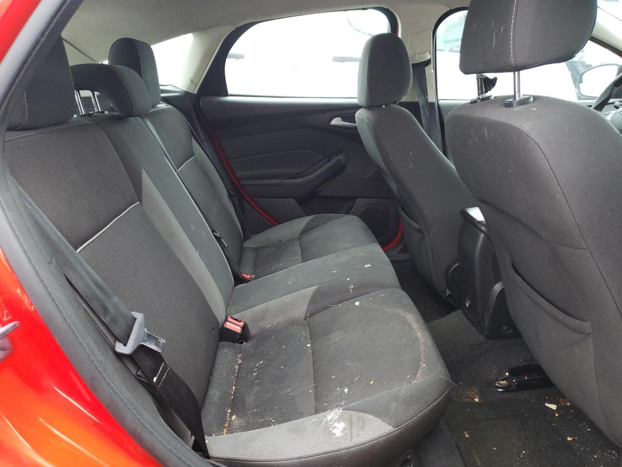 Photo 6 from auction – 2013 FORD FOCUS SE with VIN 1FADP3K22DL255577