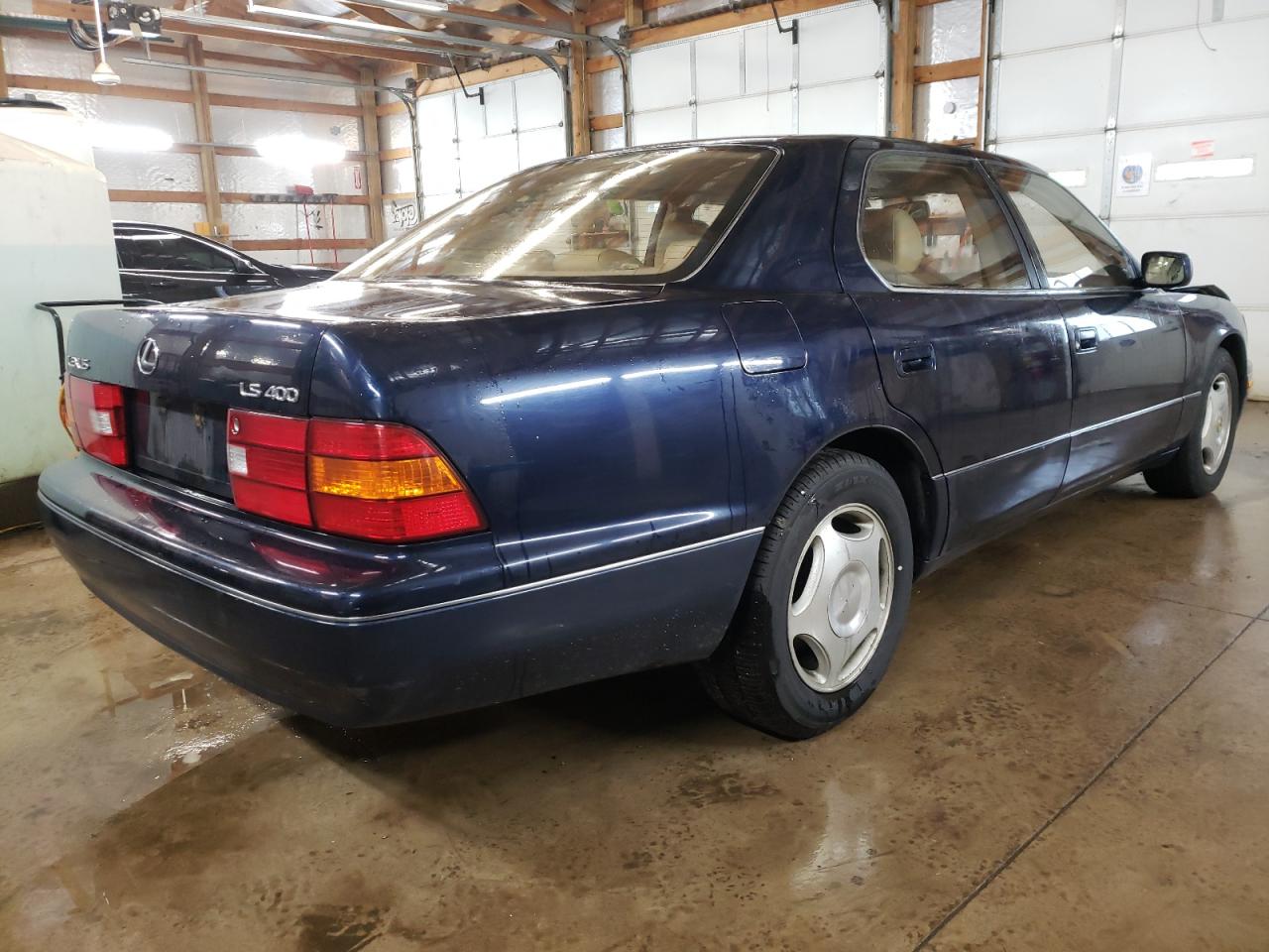 Photo 4 from auction – 1998 LEXUS LS 400 with VIN JT8BH28F1W0125232