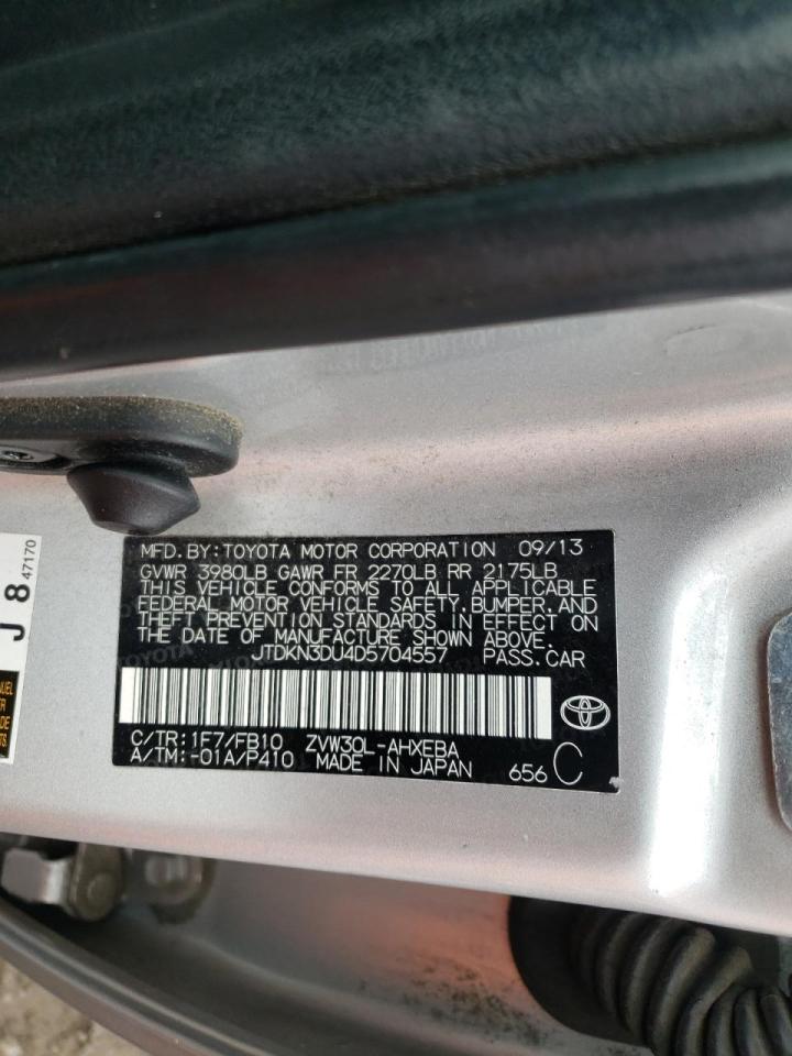 Photo 10 from auction – 2013 TOYOTA PRIUS with VIN JTDKN3DU4D5704557