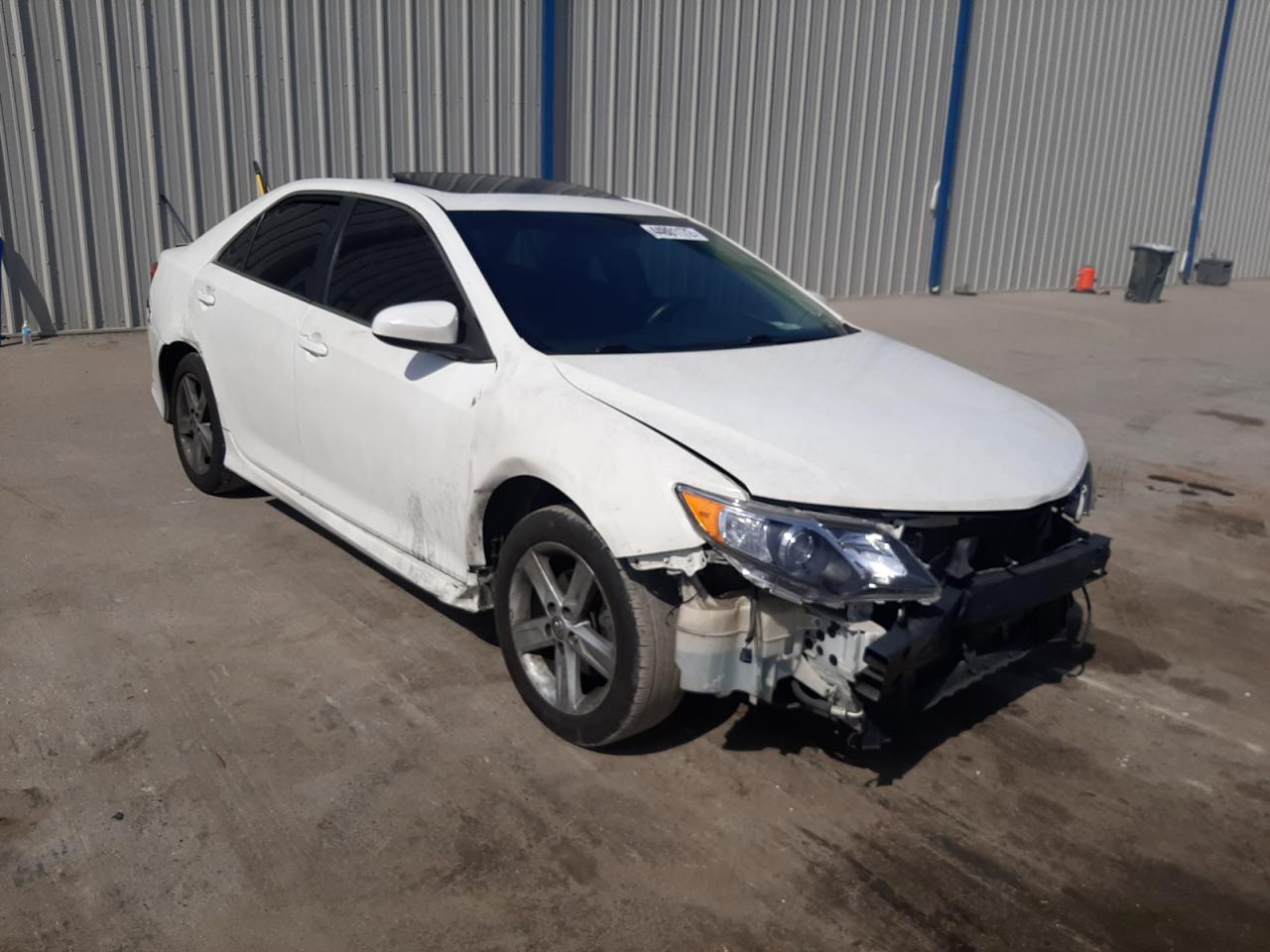Photo 1 from auction – 2014 TOYOTA CAMRY L with VIN 4T1BF1FK6EU728519