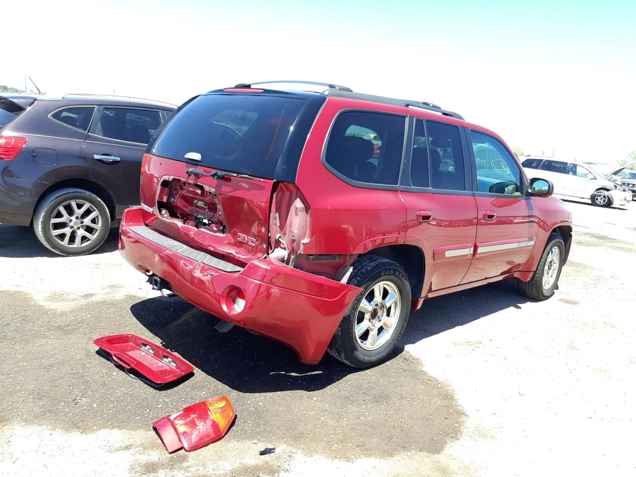 Photo 4 from auction – 2002 GMC ENVOY with VIN 1GKDT13S322122732
