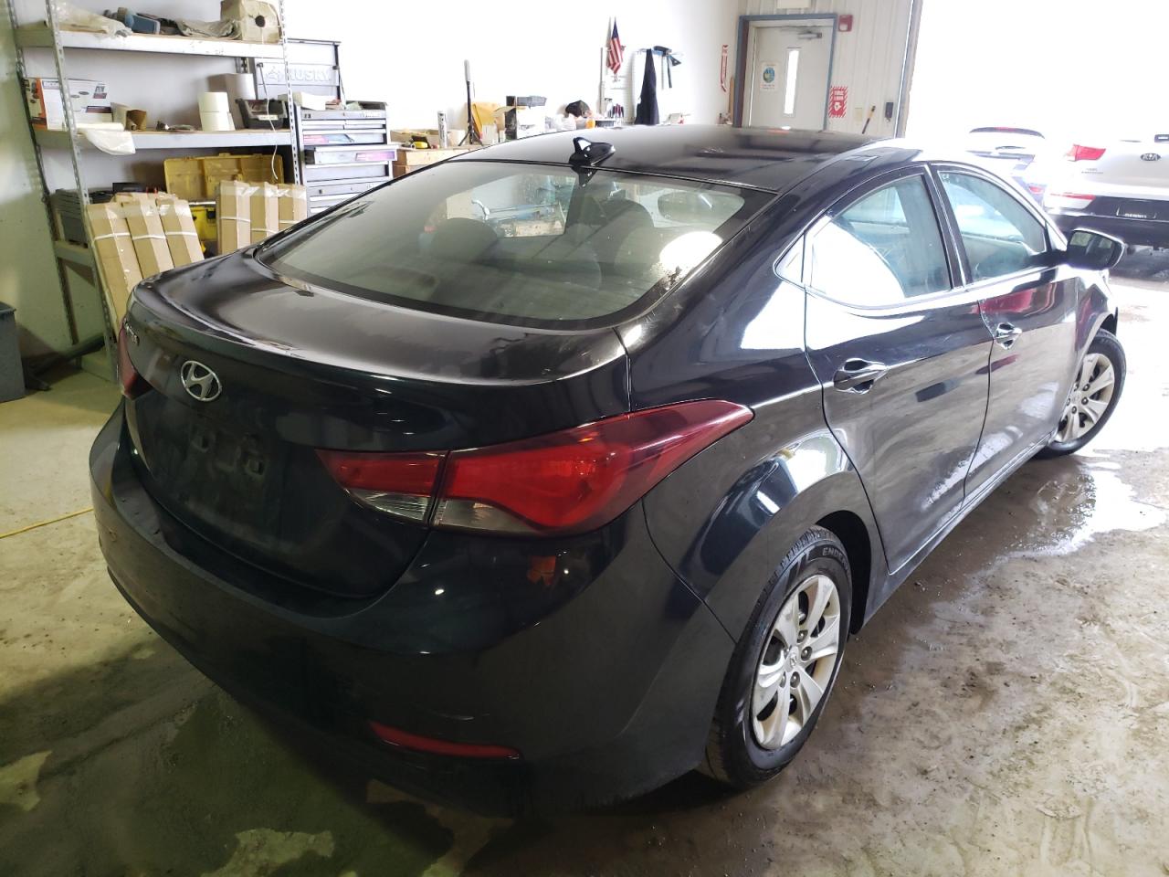 Photo 4 from auction – 2016 HYUNDAI ELANTRA SE with VIN 5NPDH4AEXGH701976