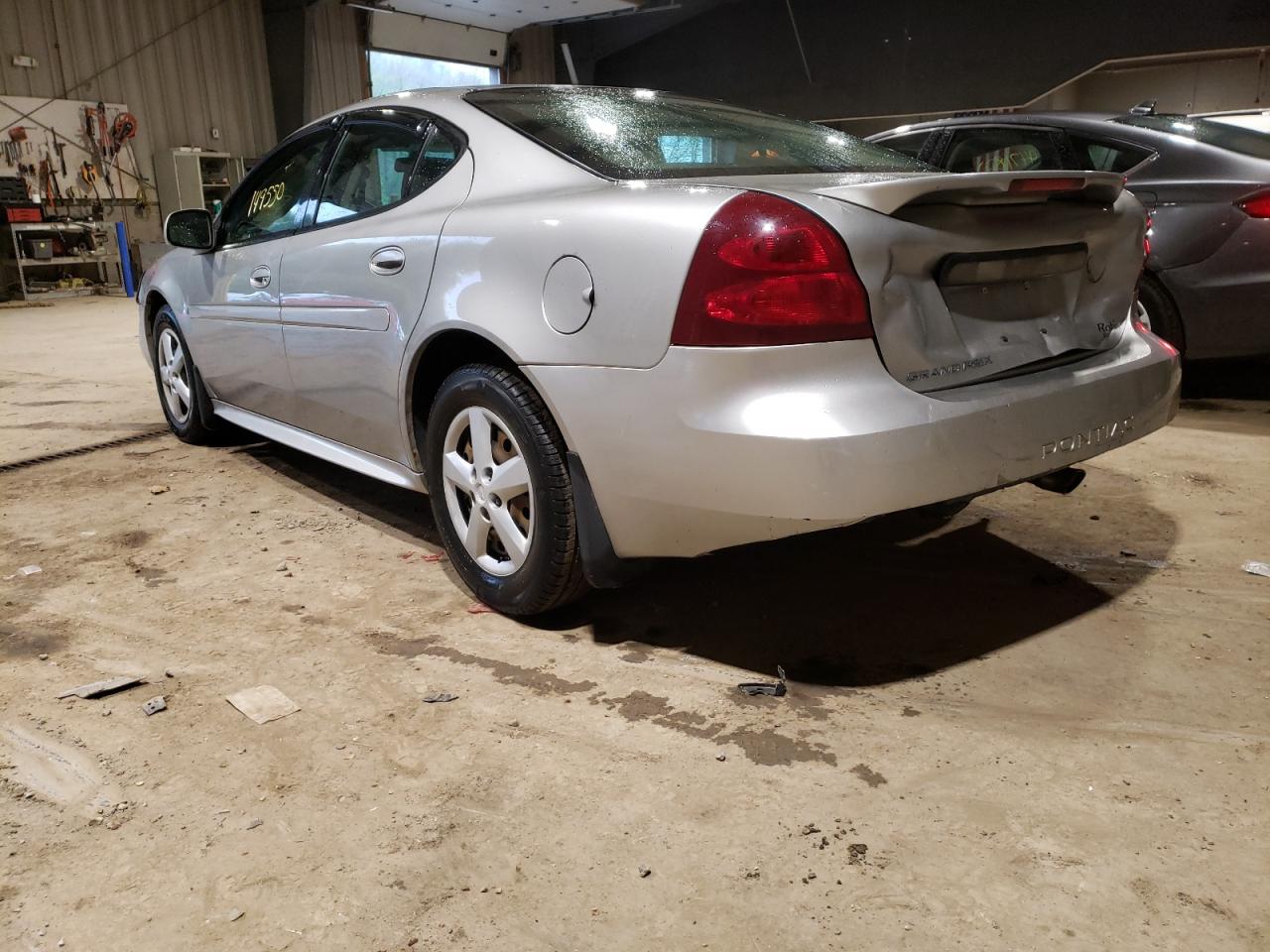 Photo 3 from auction – 2007 PONTIAC GRAND PRIX with VIN 2G2WP552371217851