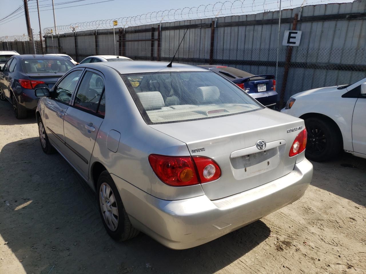Photo 3 from auction – 2004 TOYOTA COROLLA CE with VIN 1NXBR32E54Z333278