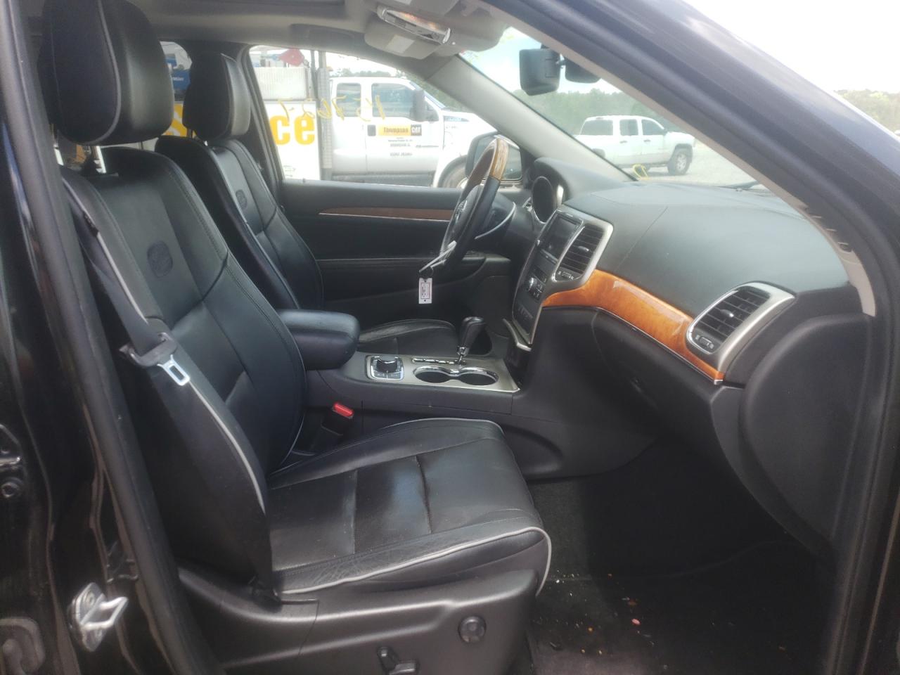 Photo 5 from auction – 2011 JEEP GRAND CHER with VIN 1J4RR6GG7BC683653