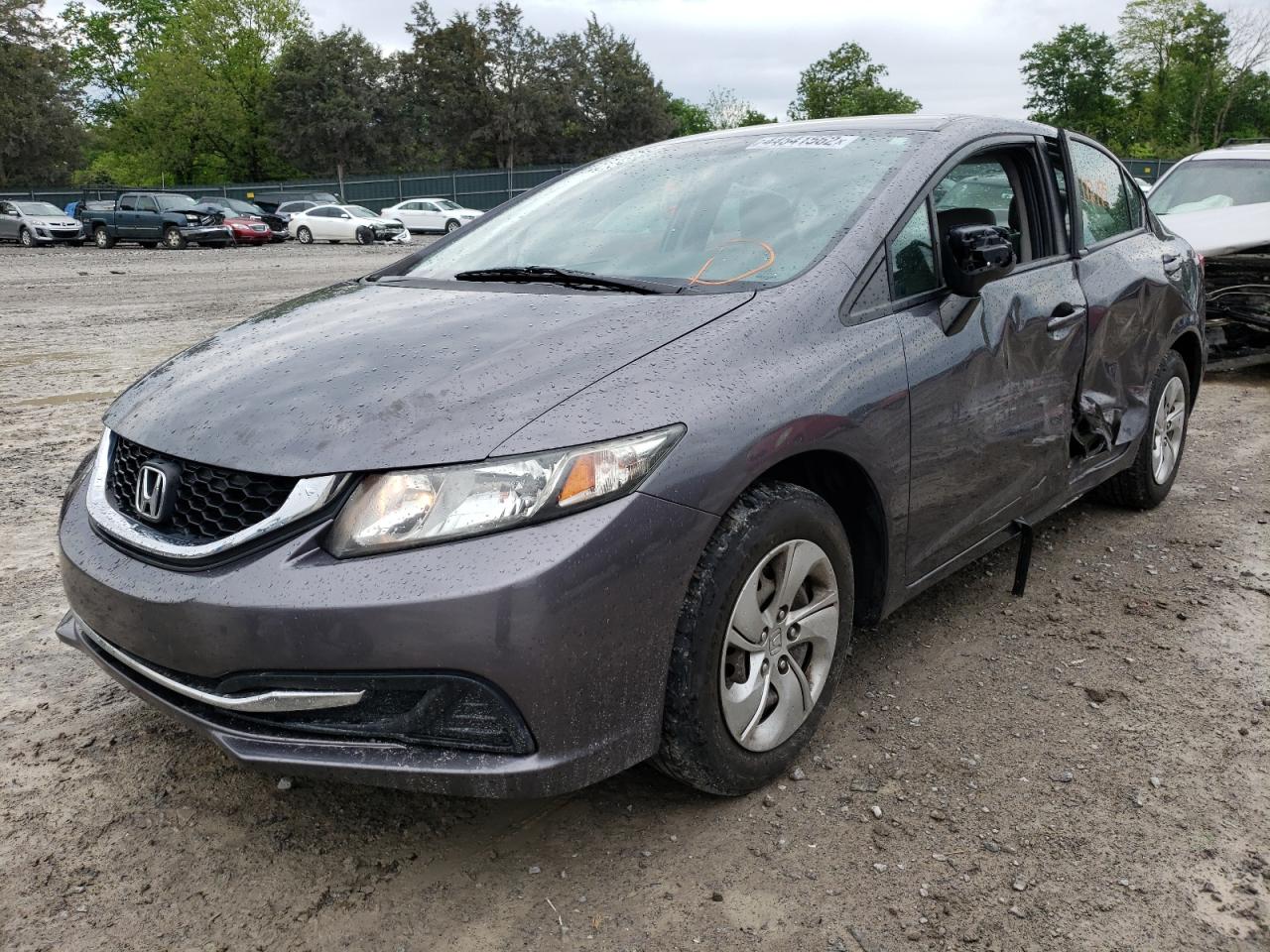 Photo 2 from auction – 2014 HONDA CIVIC LX with VIN 19XFB2F57EE083766
