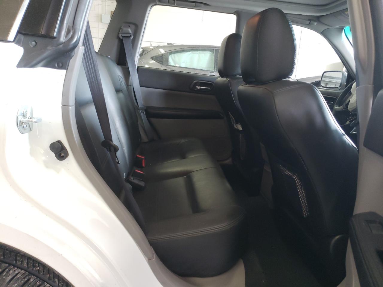 Photo 6 from auction – 2005 SUBARU FORESTER 2 with VIN JF1SG69675H719226