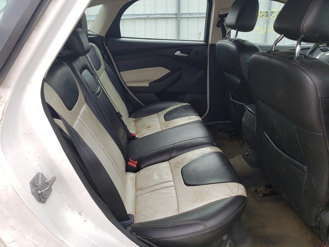 Photo 6 from auction – 2012 FORD FOCUS TITA with VIN 1FAHP3N22CL160643