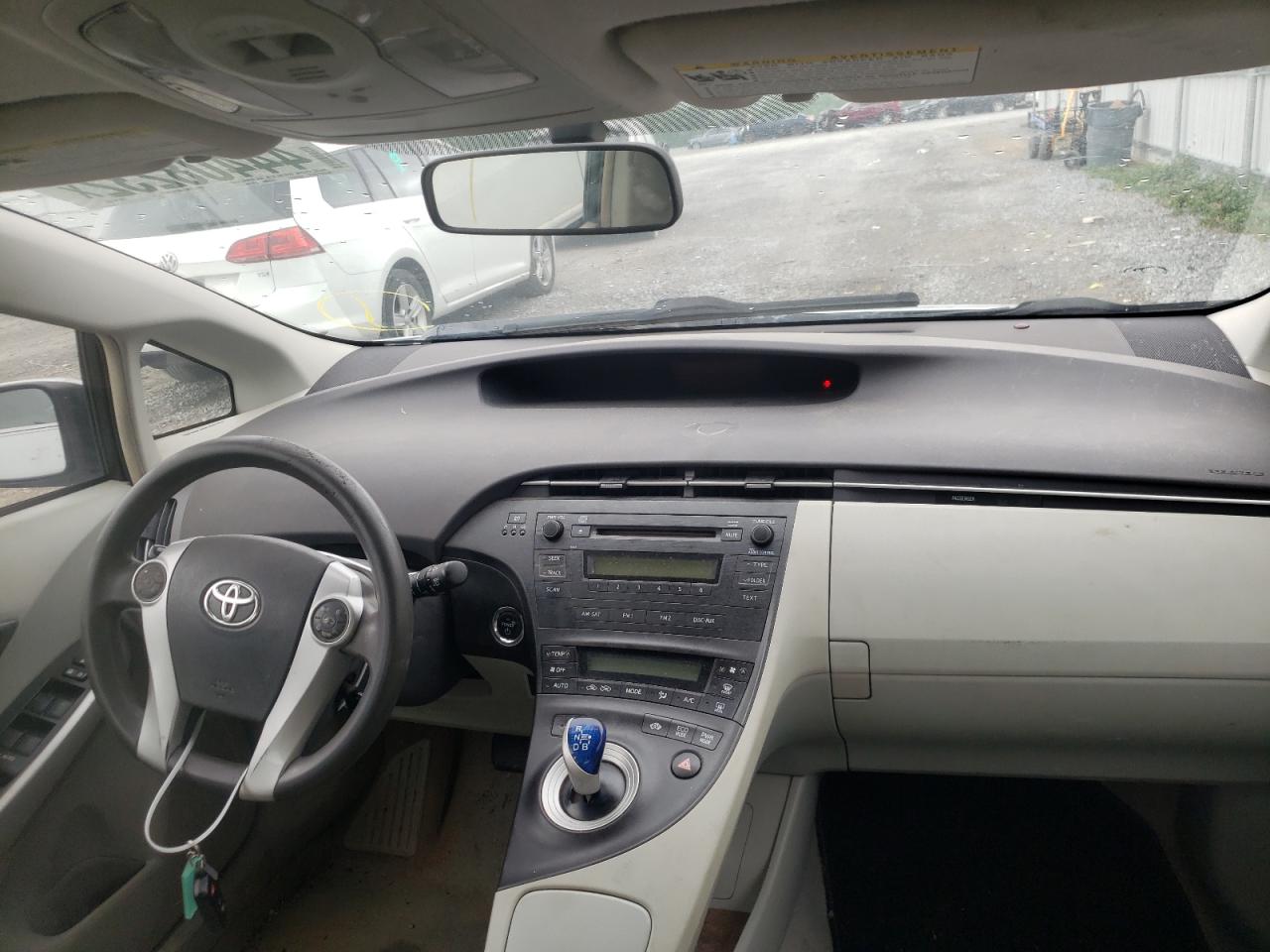 Photo 9 from auction – 2011 TOYOTA PRIUS with VIN JTDKN3DU2B1427833
