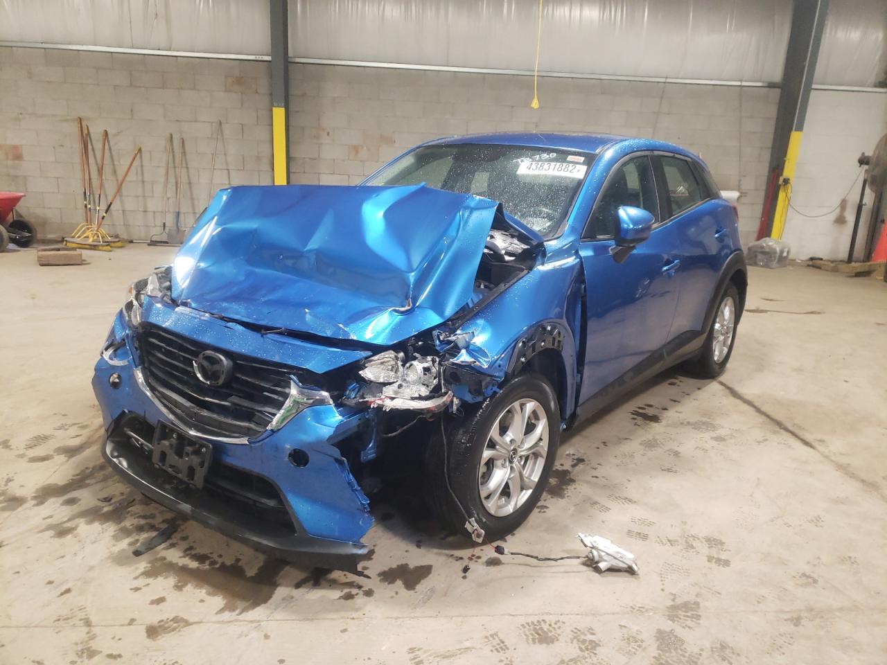 Photo 2 from auction – 2016 MAZDA CX-3 TOURI with VIN JM1DKFC79G0128660