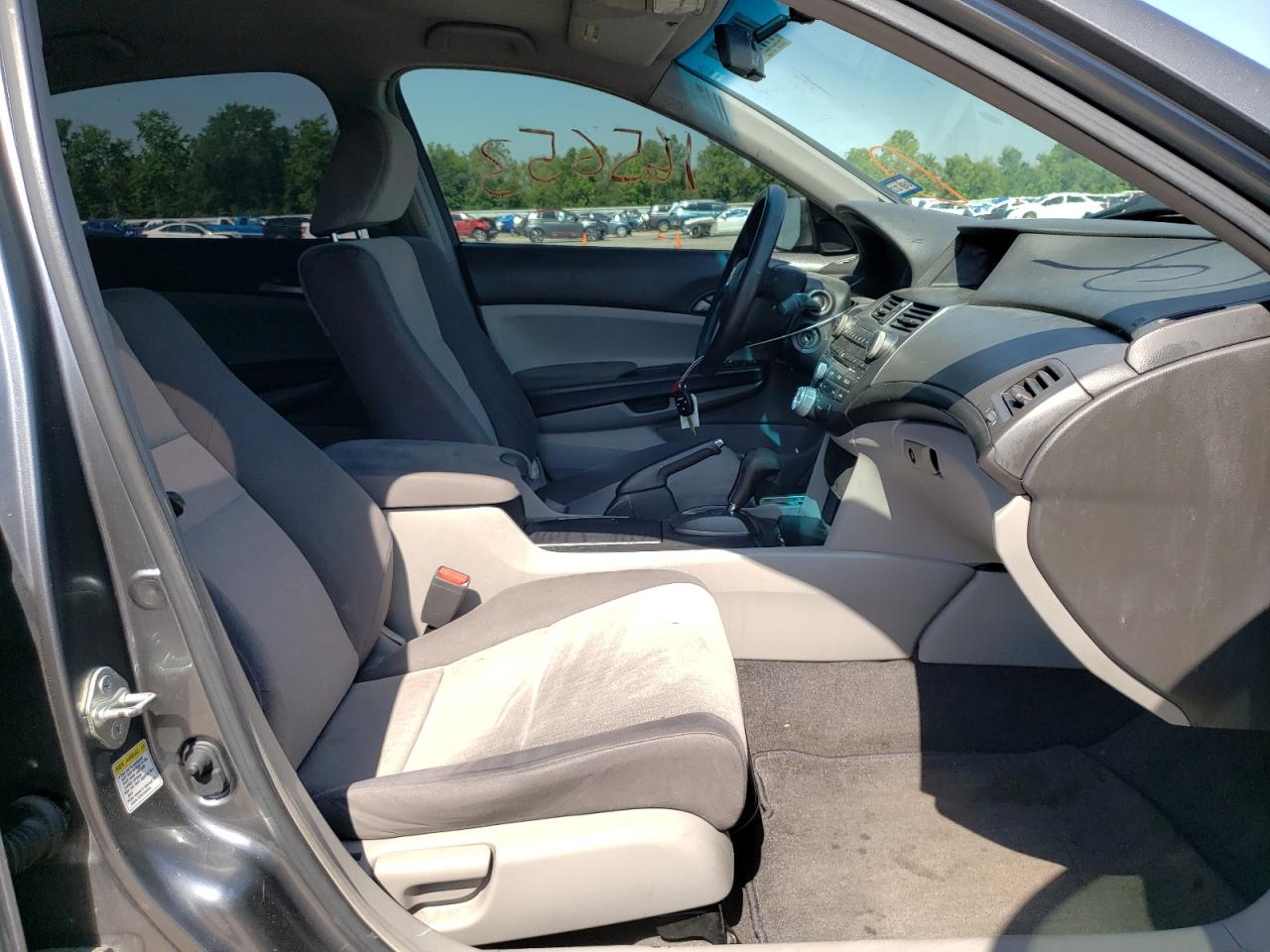 Photo 5 from auction – 2008 HONDA ACCORD LXP with VIN JHMCP26438C059227