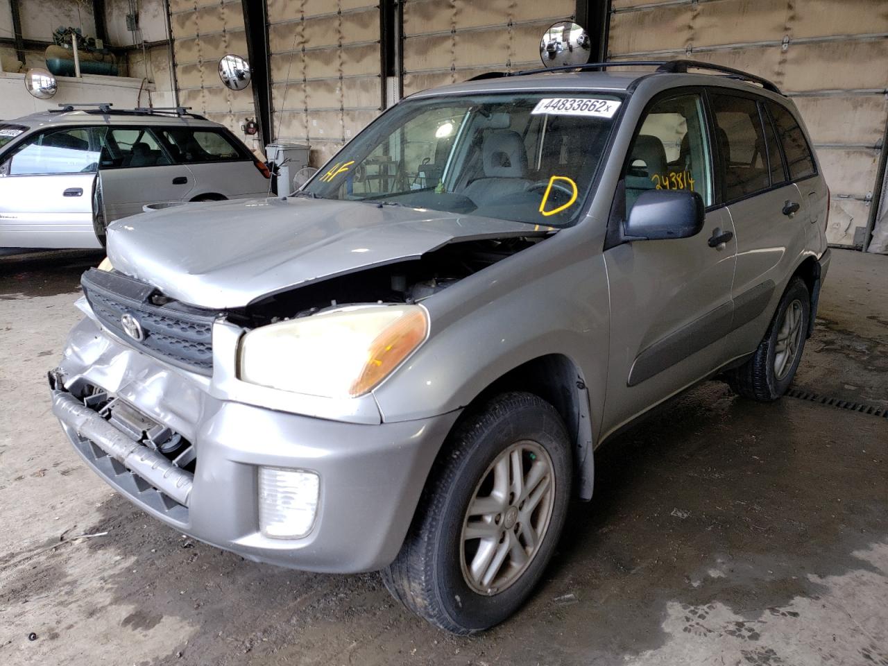 Photo 2 from auction – 2002 TOYOTA RAV4 with VIN JTEHH20VX26042772