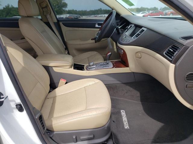 Photo 5 from auction – 2012 HYUNDAI GENESIS 4. with VIN KMHGC4DF7CU163992