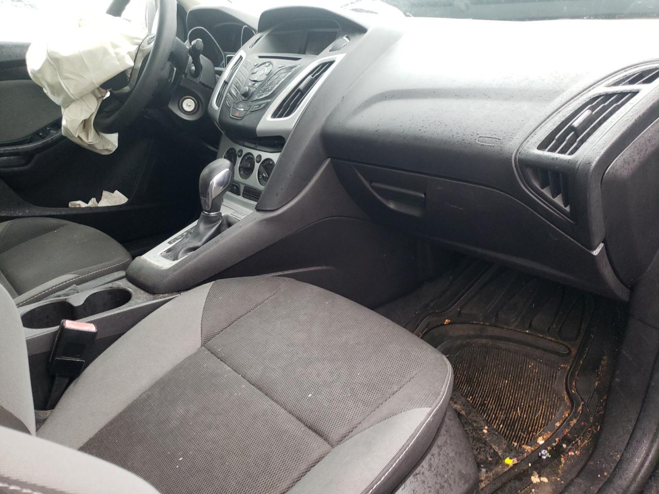 Photo 5 from auction – 2012 FORD FOCUS SE with VIN 1FAHP3F2XCL463927