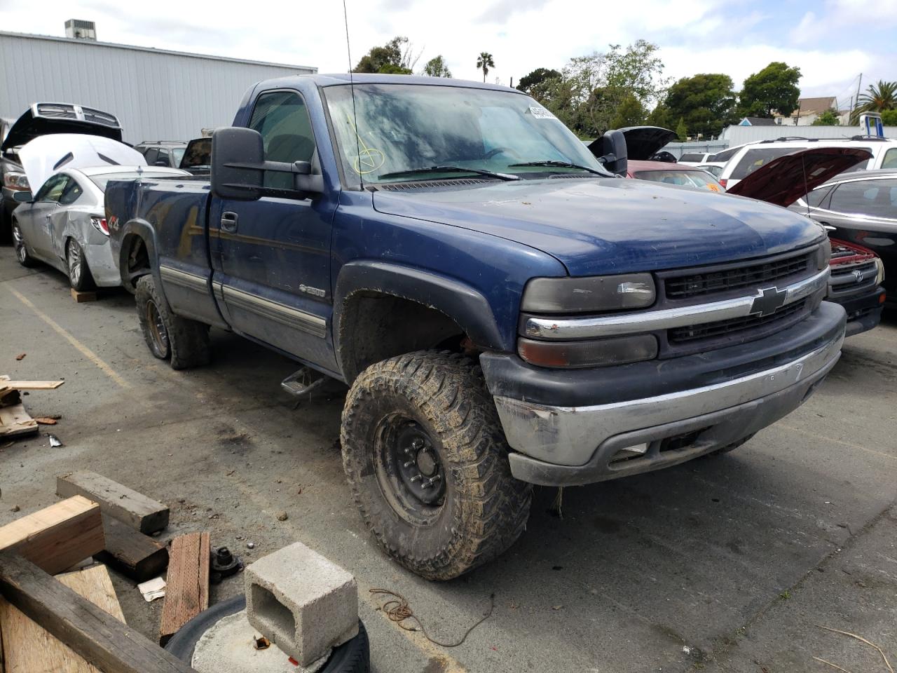 CHEVROLET SILVERADO 1999 with VIN 1GCGK24U0XE187948 - Photo from auction