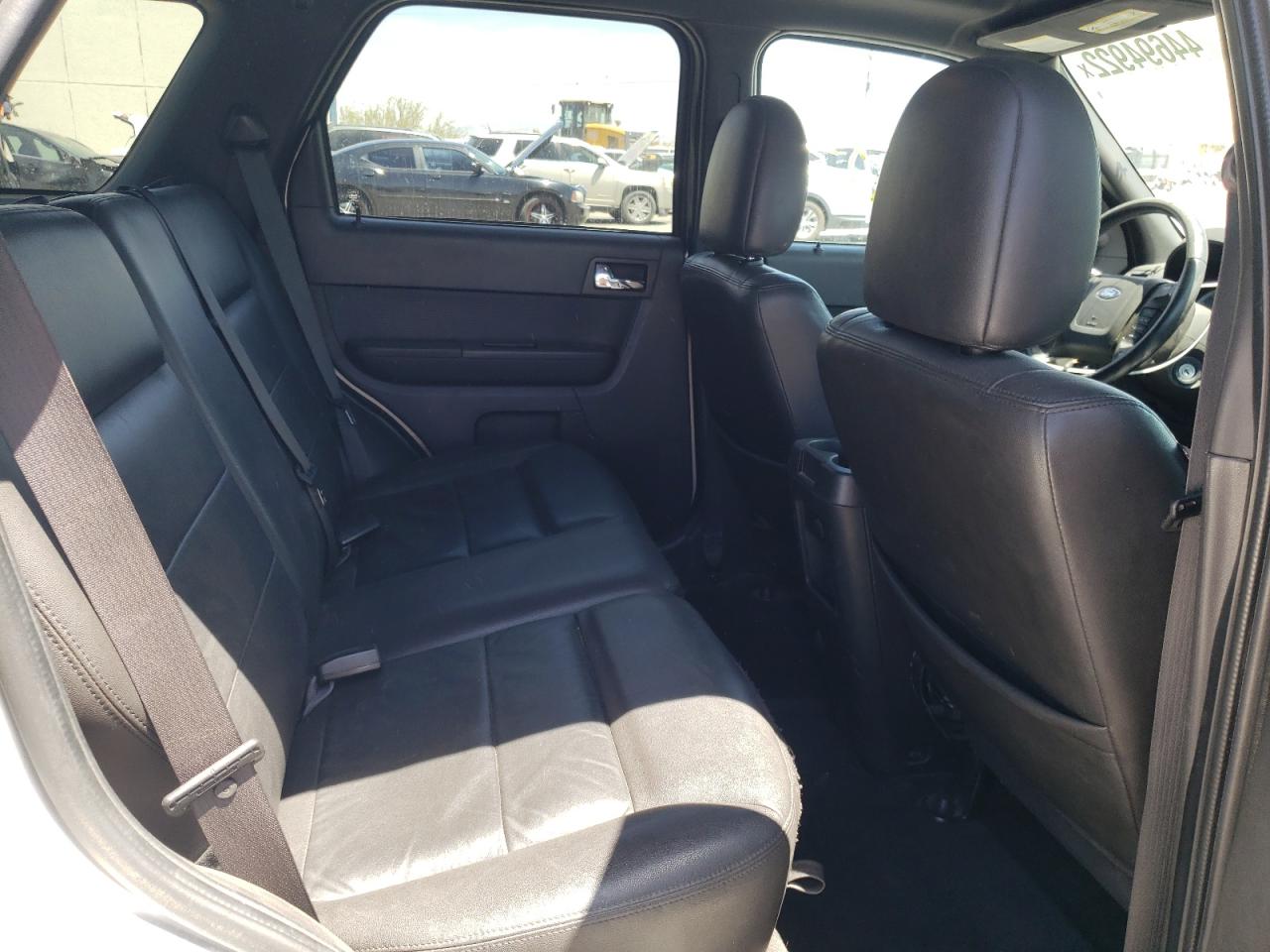 Photo 6 from auction – 2009 FORD ESCAPE LIM with VIN 1FMCU94G99KB21989