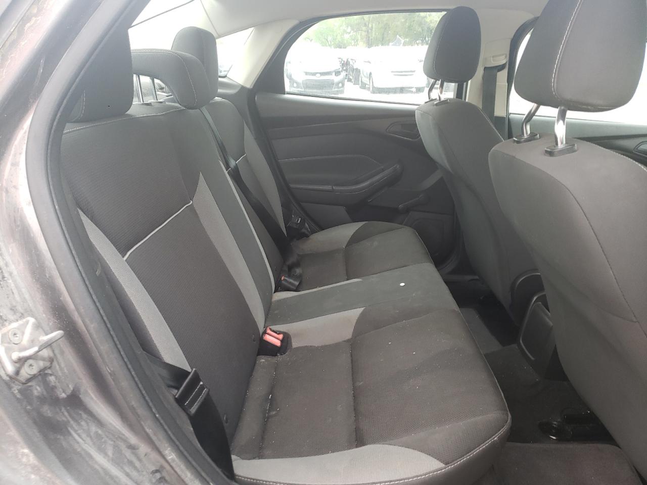 Photo 6 from auction – 2013 FORD FOCUS S with VIN 1FADP3E28DL301179