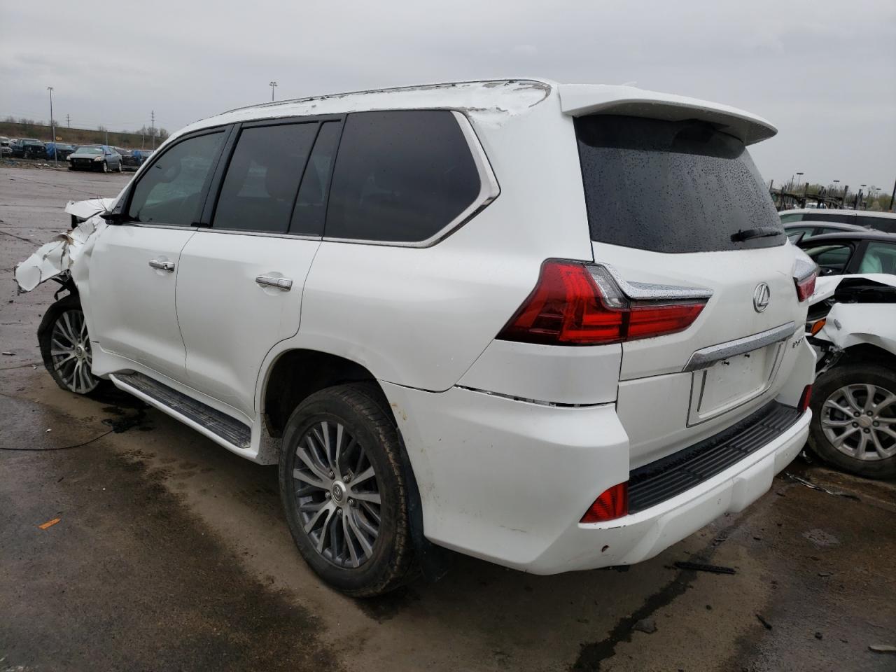 Photo 3 from auction – 2018 LEXUS LX 570 with VIN JTJHY7AX1J4264156
