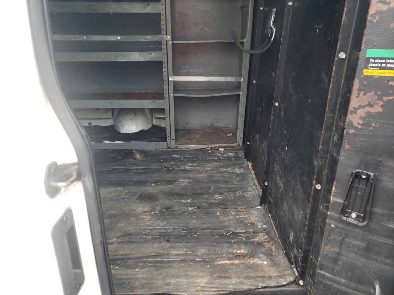 Photo 6 from auction – 2006 FORD ECONOLINE with VIN 1FTNE24WX6DA13020
