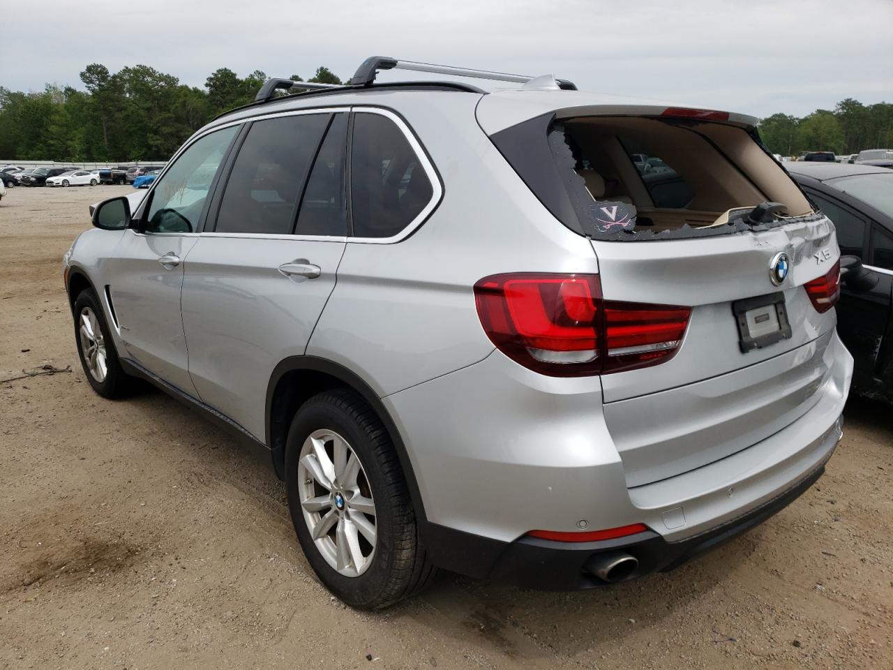 Photo 3 from auction – 2015 BMW X5 XDRIVE3 with VIN 5UXKR0C55F0P00822