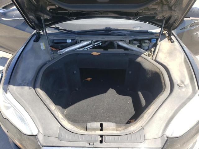 Photo 7 from auction – 2013 TESLA MODEL S with VIN 5YJSA1CNXDFP24675