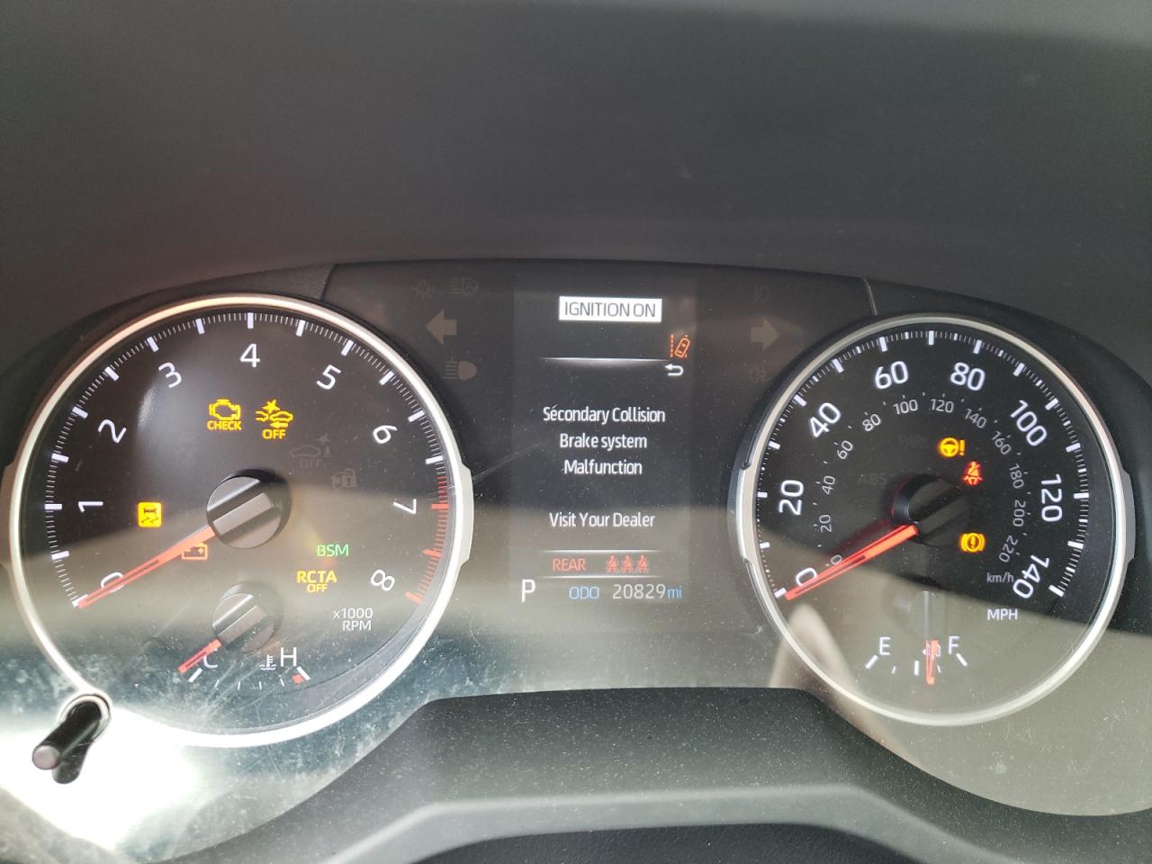 Photo 8 from auction – 2019 TOYOTA RAV4 XLE P with VIN JTMC1RFV9KD021023