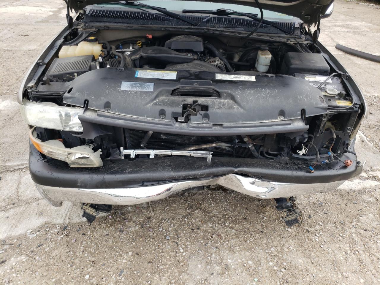 Photo 7 from auction – 2000 CHEVROLET SILVERADO with VIN 1GCEK19T1YZ270929