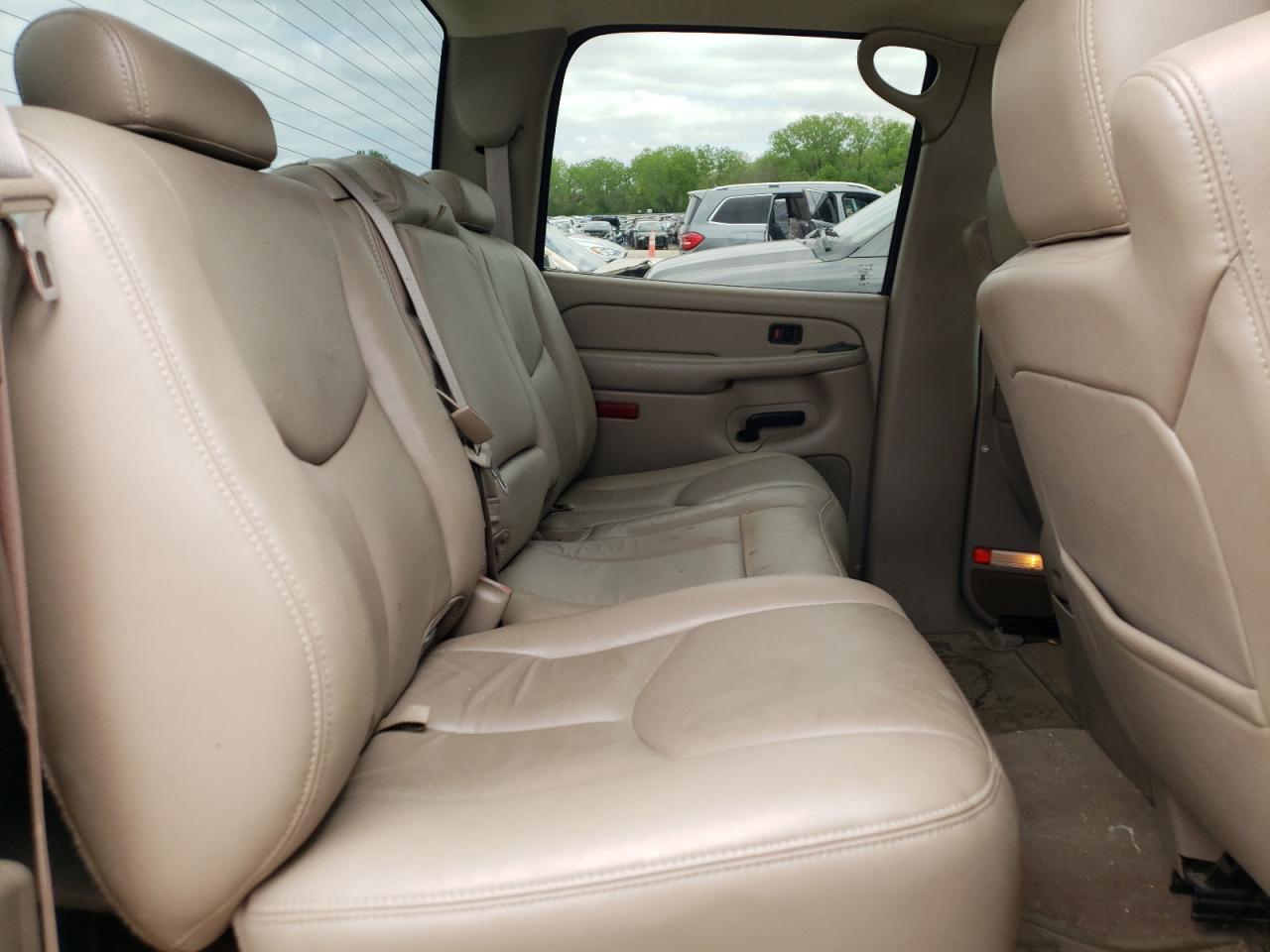 Photo 6 from auction – 2004 GMC SIERRA K25 with VIN 1GTHK23G74F200376