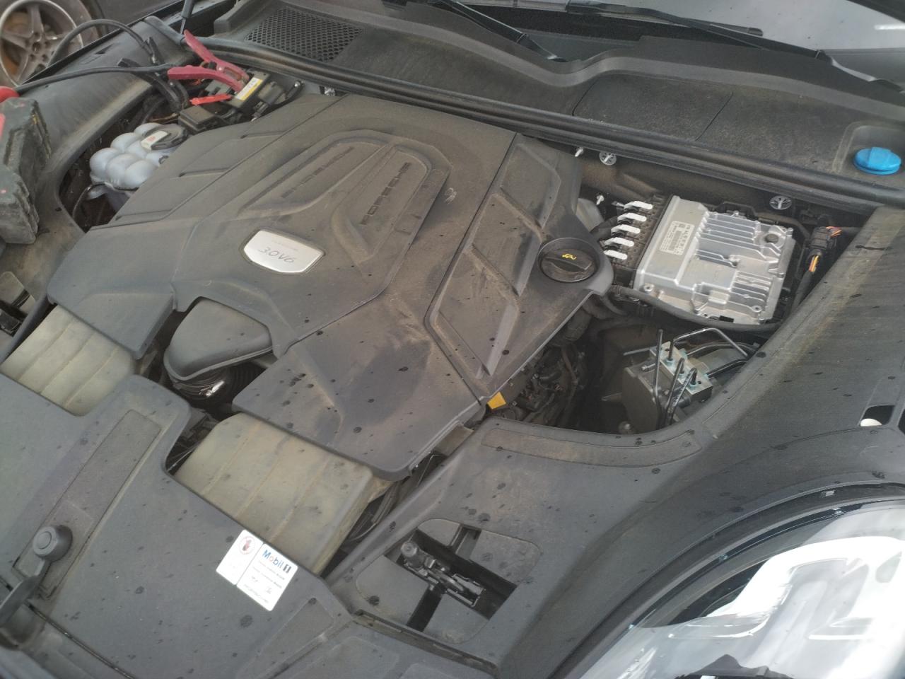 Photo 7 from auction – 2019 PORSCHE CAYENNE with VIN WP1AA2AY9KDA18993