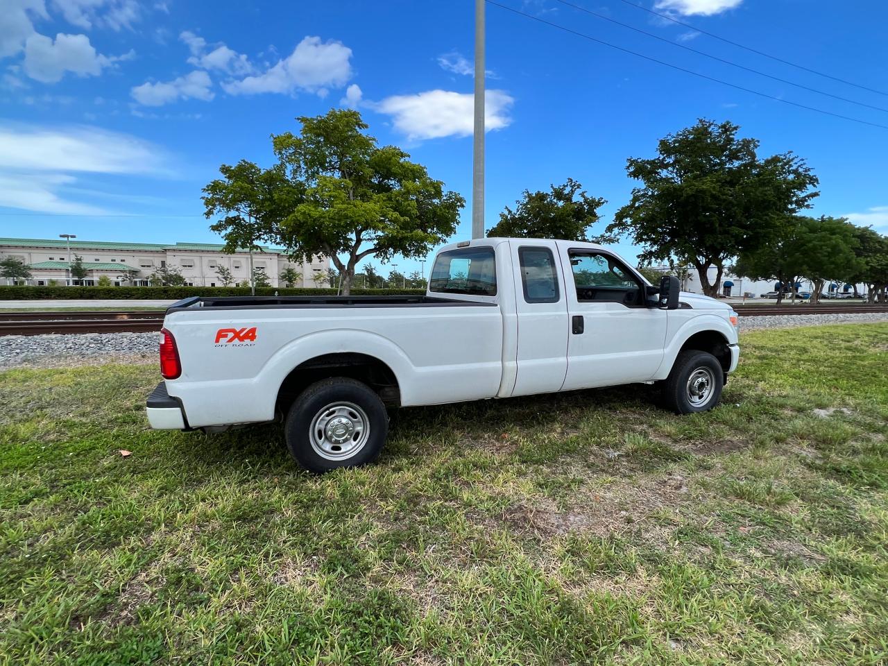 Photo 4 from auction – 2012 FORD F250 SUPER with VIN 1FT7X2B65CEB41872