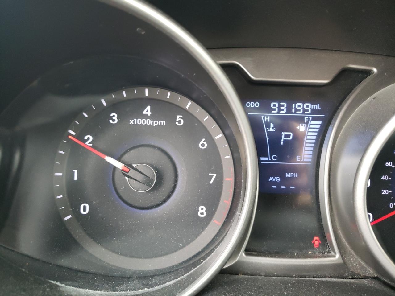 Photo 8 from auction – 2012 HYUNDAI VELOSTER with VIN KMHTC6AD5CU047901