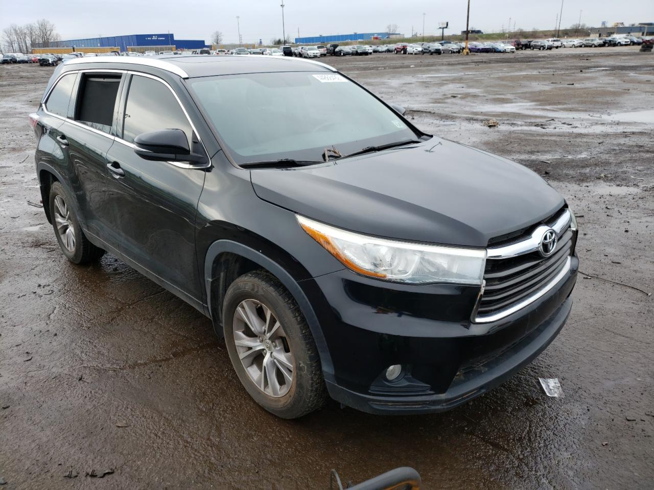 TOYOTA HIGHLANDER 2015 with VIN 5TDJKRFH0FS132570 - Photo from auction