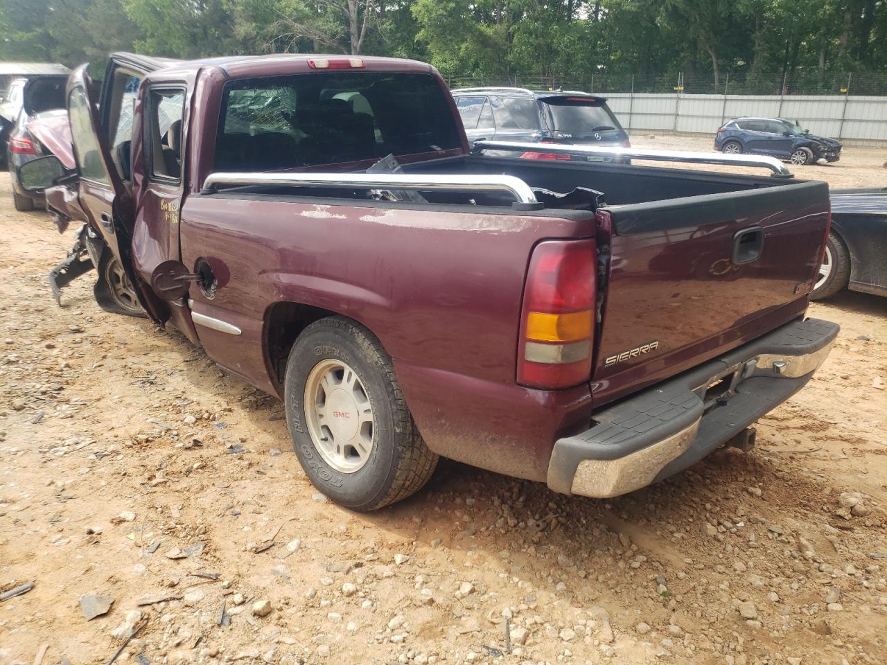 Photo 3 from auction – 2001 GMC NEW SIERRA with VIN 2GTEC19T311354519